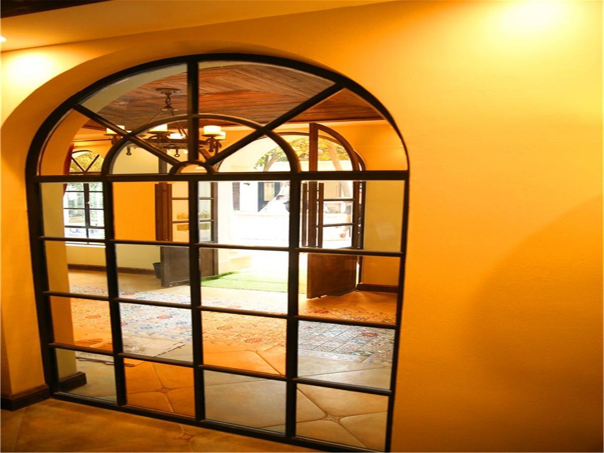 Hotel Soho Garden 4*