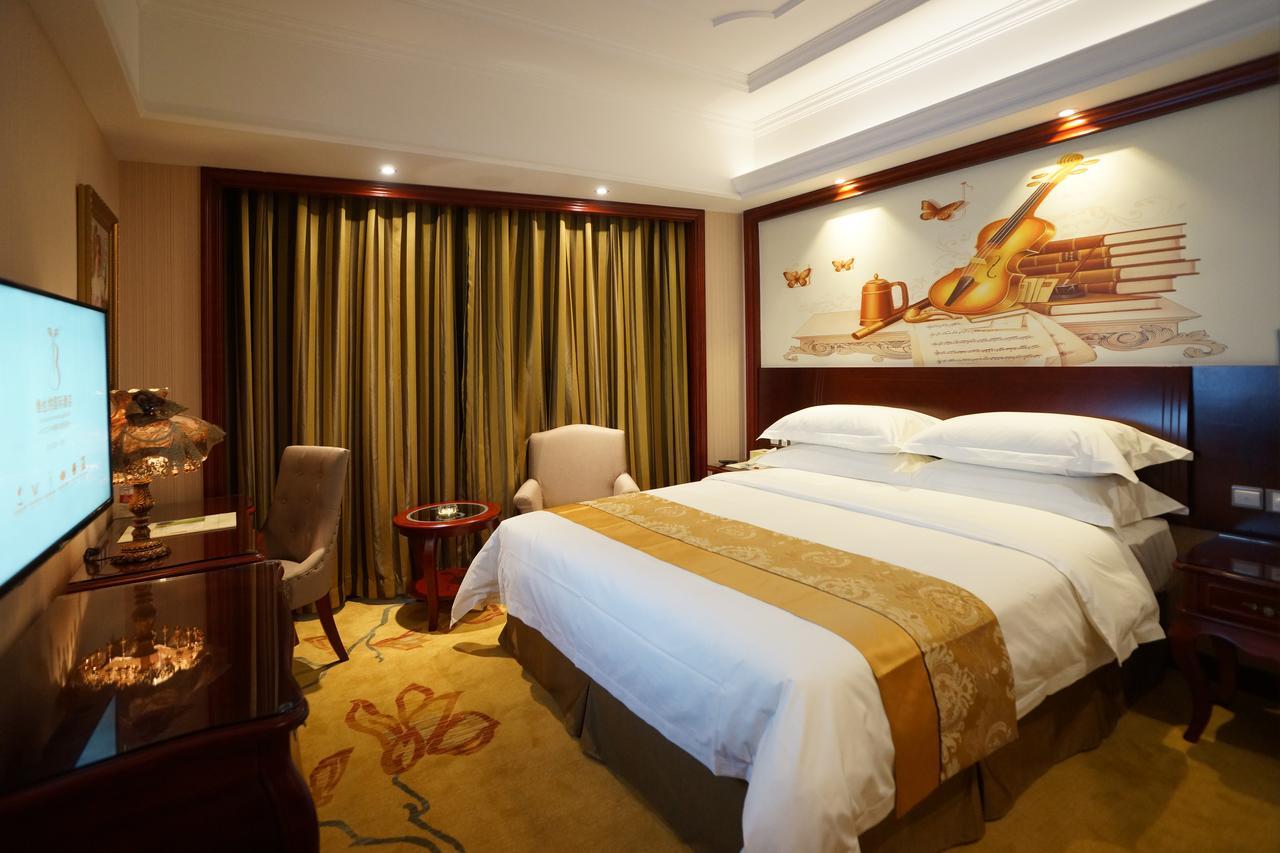 Otel Vienna International - Pudong Airport Free Trade Zone - Free Shuttle Bus To Pvg Airport And Land Şanghay