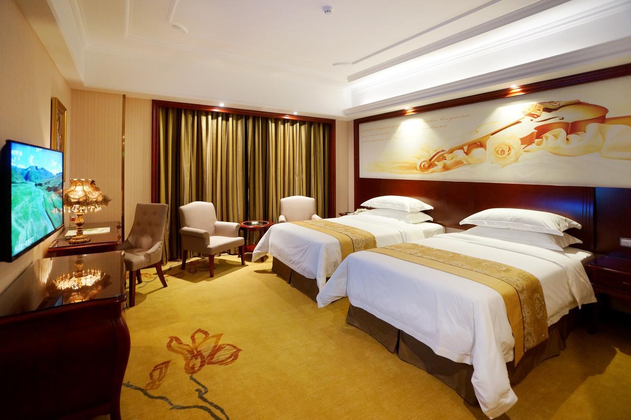 Vienna International - Pudong Airport Free Trade Zone - Free Shuttle Bus To Pvg Airport And Land Otel Şanghay