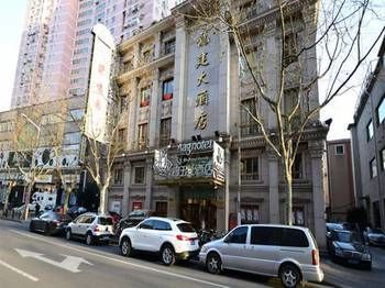 Metropolo Xujiahui Hotel