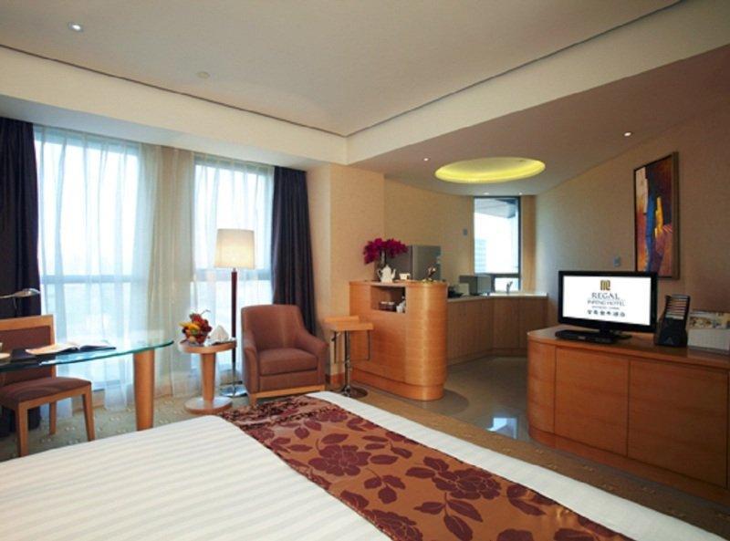 Regal Jinfeng Hotel Shanghai