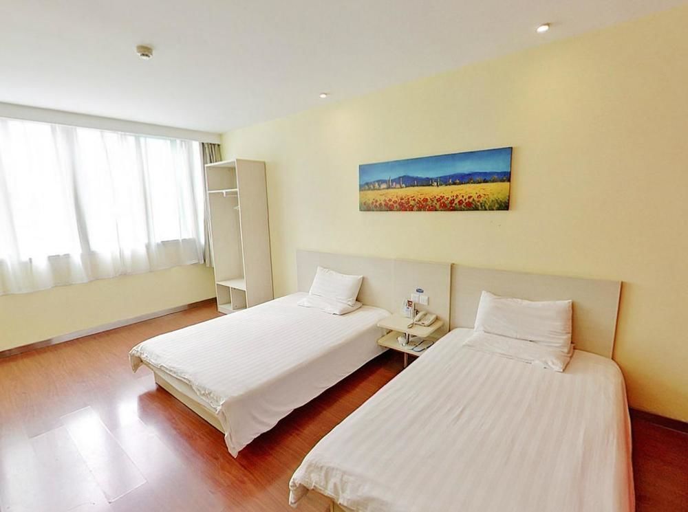 Hotel Hanting Express Lujiazui Minsheng Road 3*