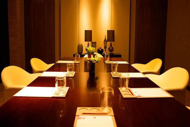 Hotel Grand Mercure Central *