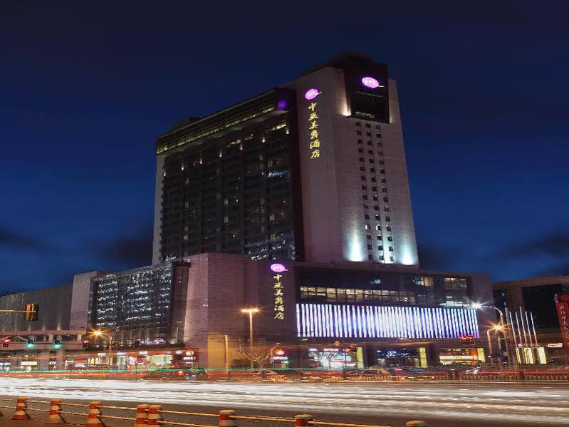 Hotel Grand Mercure Central *