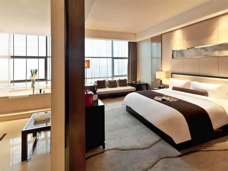 Grand Mercure Central * Shanghai