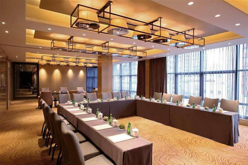 Hotel Grand Mercure Central *