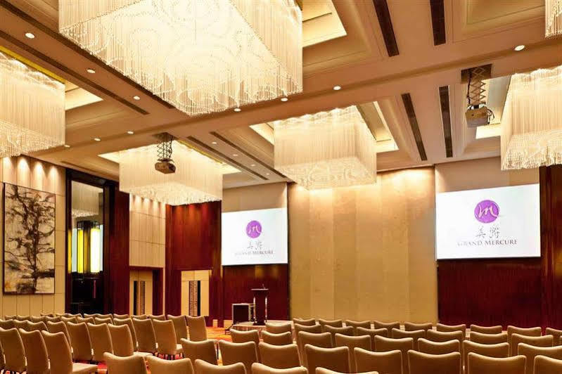 Hotel Grand Mercure Central *