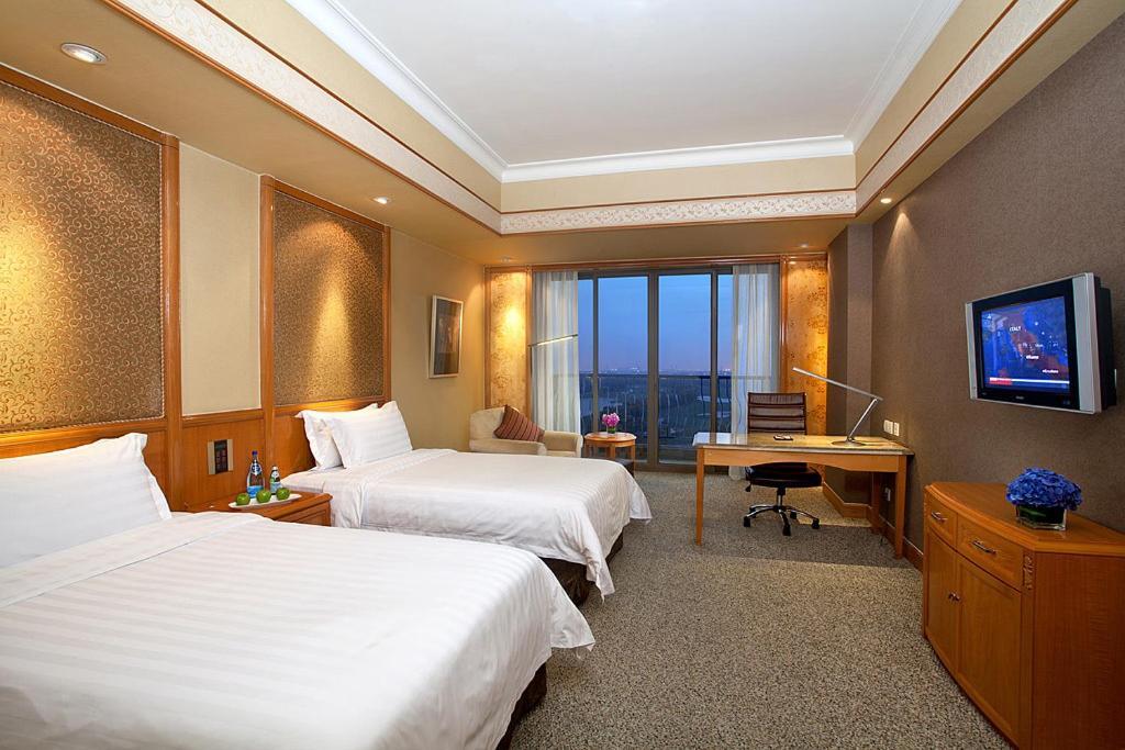 Crowne Plaza Malaren 5*