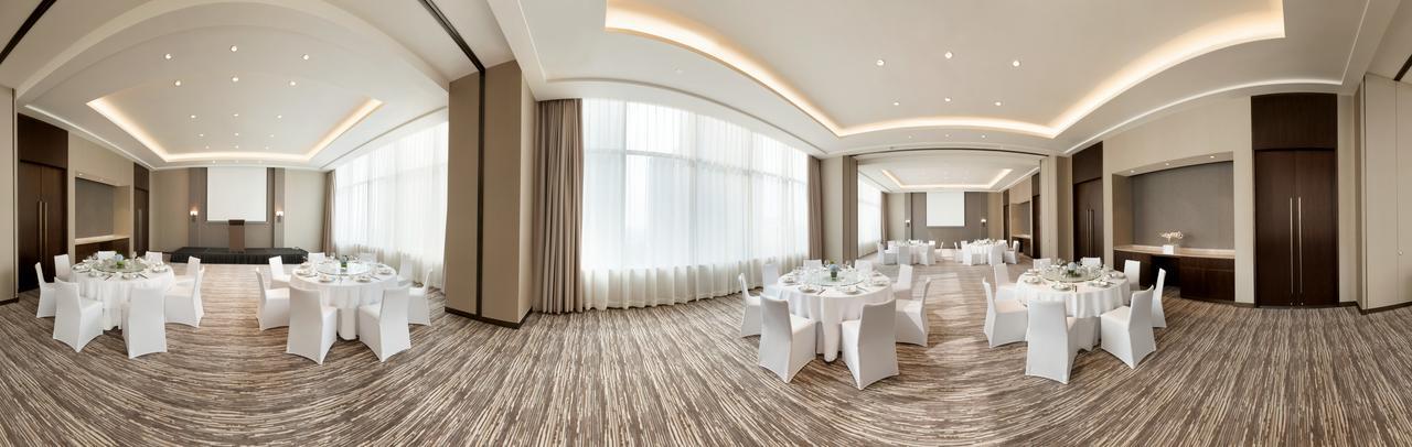 Hyatt Place New Hongqiao 4*