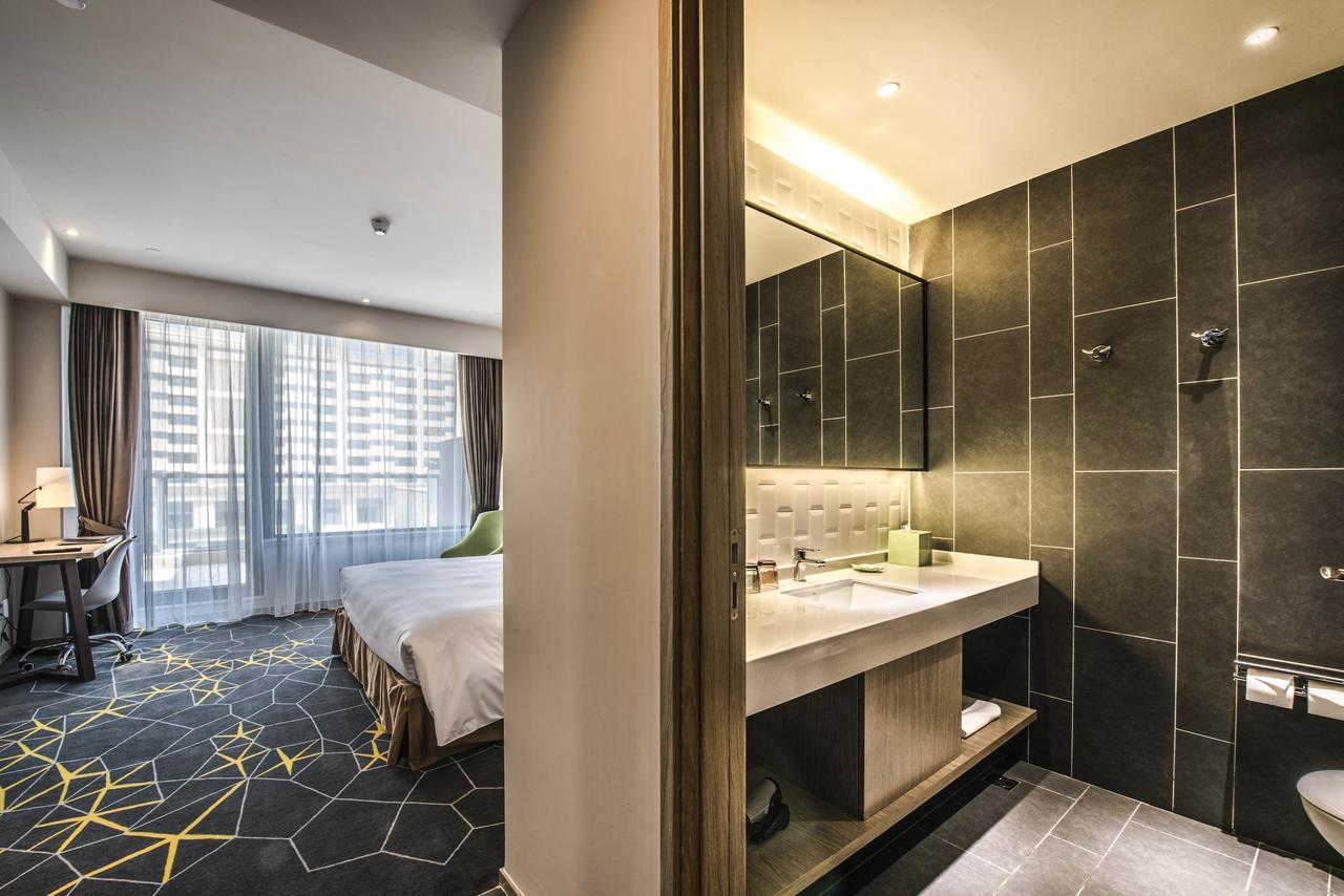Hotel Q-box Sanjiagang -offer Pudong International Airport And Shuttle Shanghai