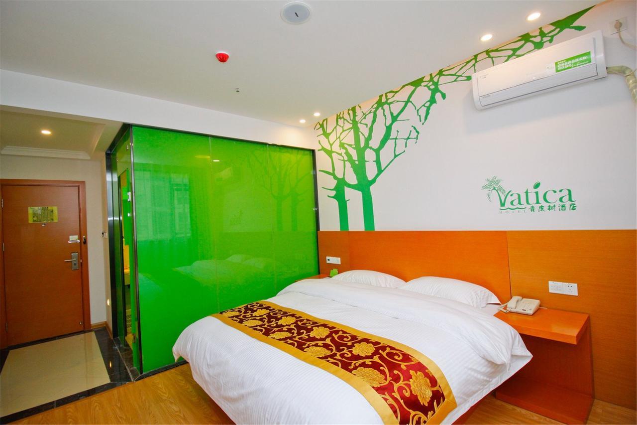 Hotel Vatica Pudong New District Dishuilake 3*