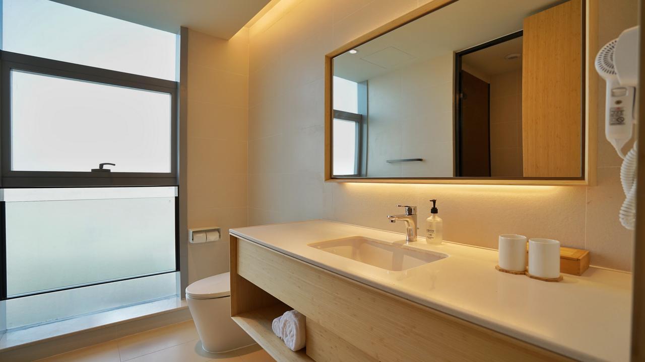 Hotel Ji Baoshan Youyi Road