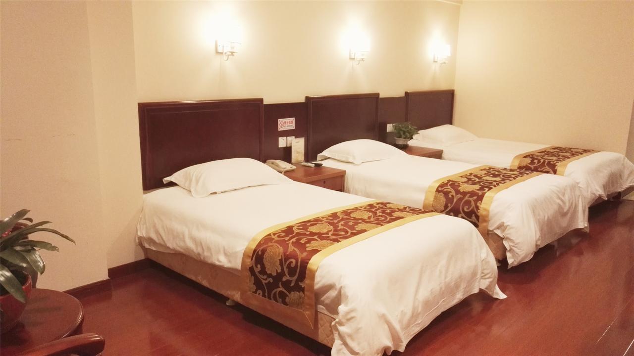 Greentree Sheshan National Tourist Express 3*