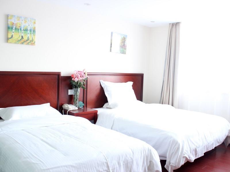 Greentree Baoshan 128 Memorial Road Tonghe Road Shell 3*