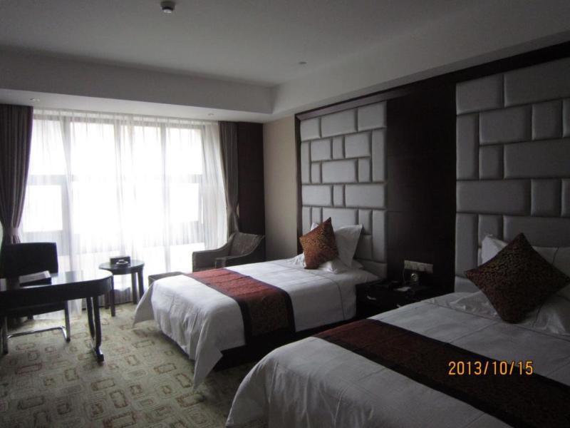 Hotel Zhijun International