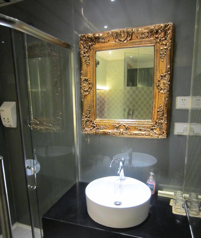 Hotel Jiujiu Holiday 3*