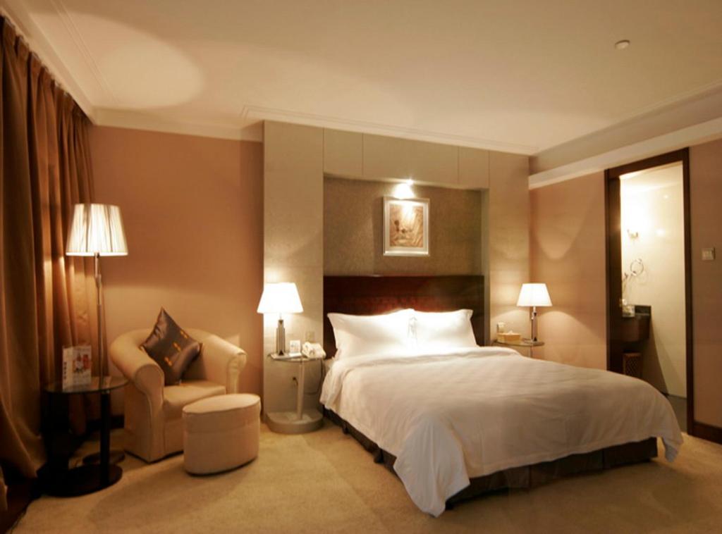 Supreme Tower 4* Shanghái