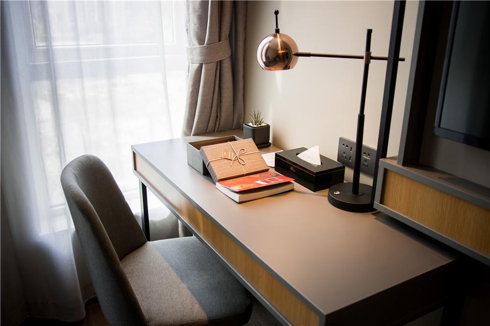 Business Trip Gold North Bund Dalian Road Metro Station Hotel 3*