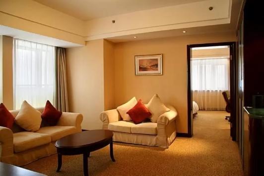 Hotel Atour S Sun Moon Light Dapu Bridge,
