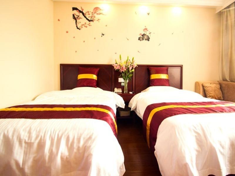 Greentree Pudong New District Yangsi Metro Station Yangxin Road Shell 3* Shanghai