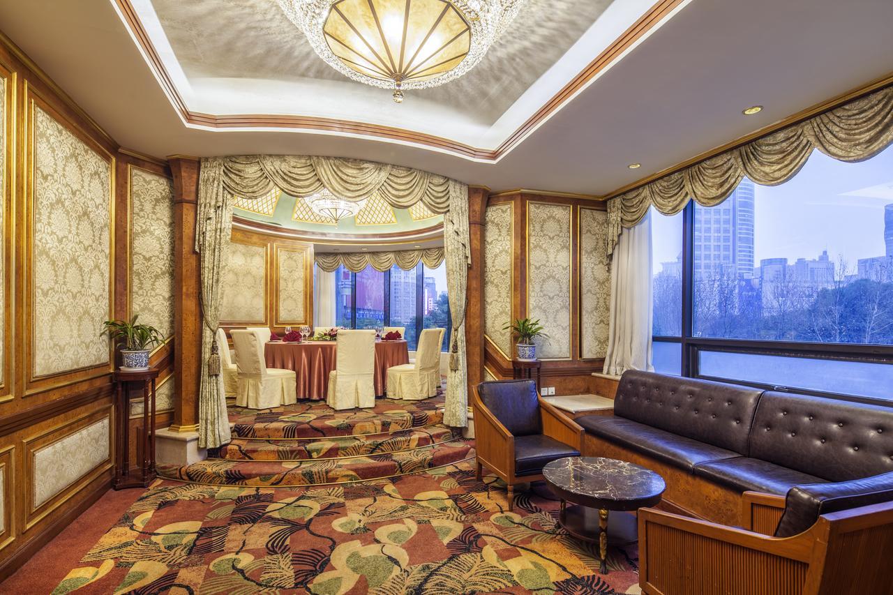 Jin Jiang Park 4*