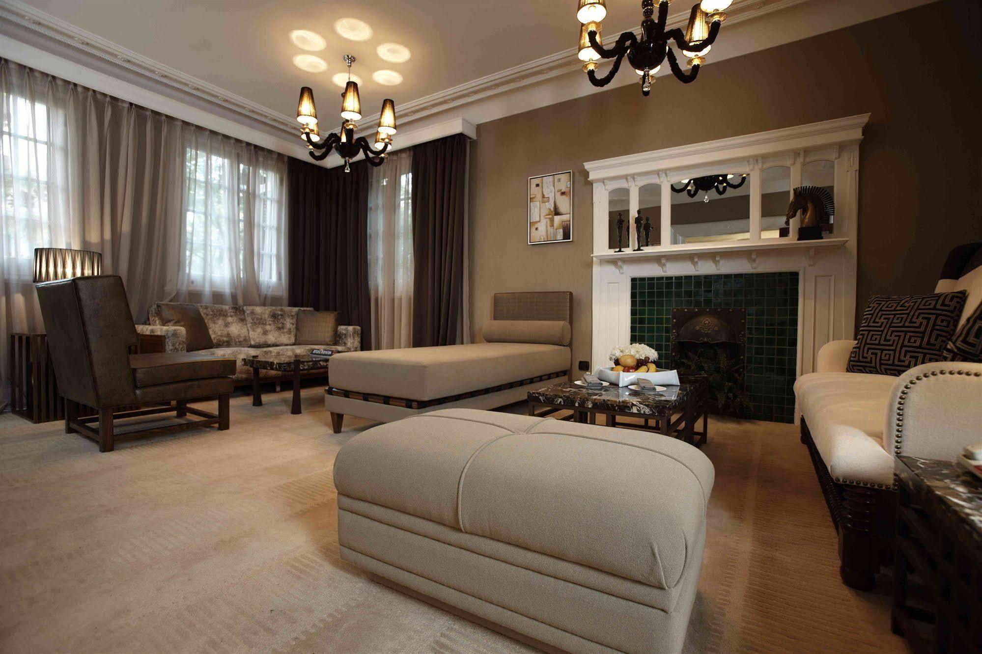 Massenet At Sinan Mansions