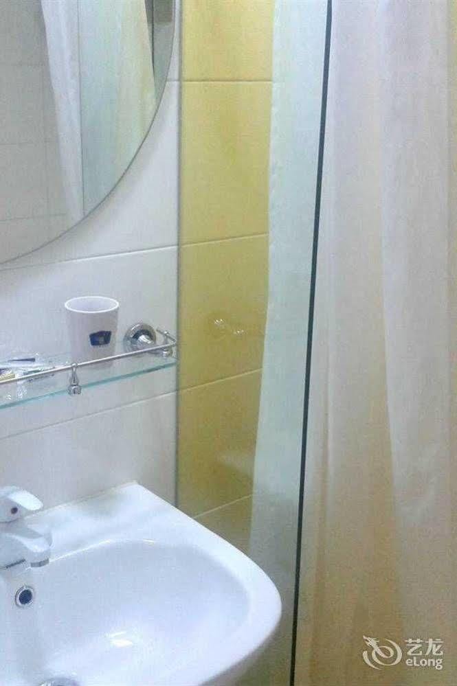 Inns Quyang Business Center Dabaishu Subway Station Branch Hotel 2*
