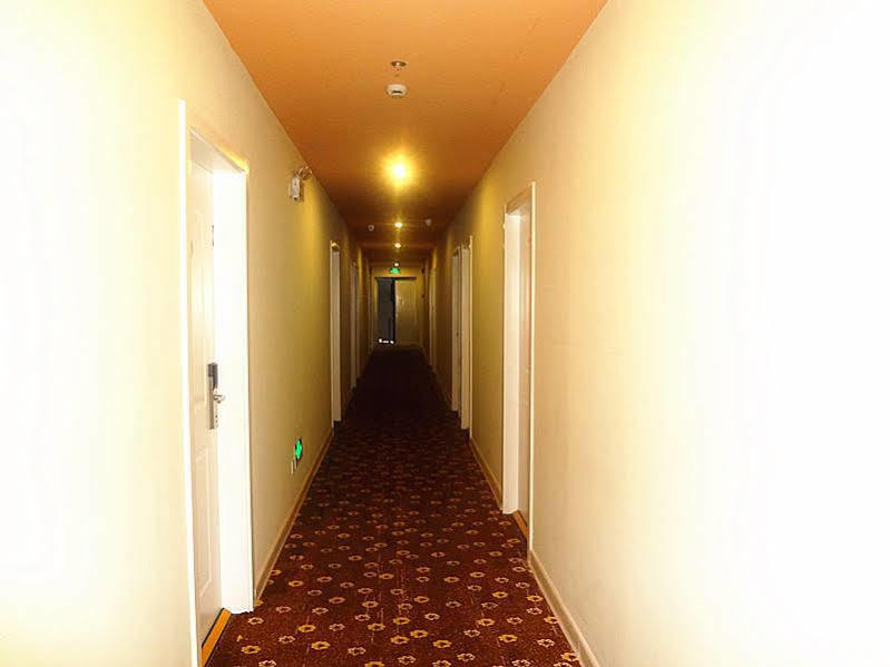 Hotel Inns Quyang Business Center Dabaishu Subway Station Branch 2*