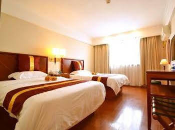 Gma Wuning Road Zhenping Road Metro Station Hotel Shanghai