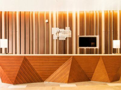 Hotel Express Jinsha By Ihg