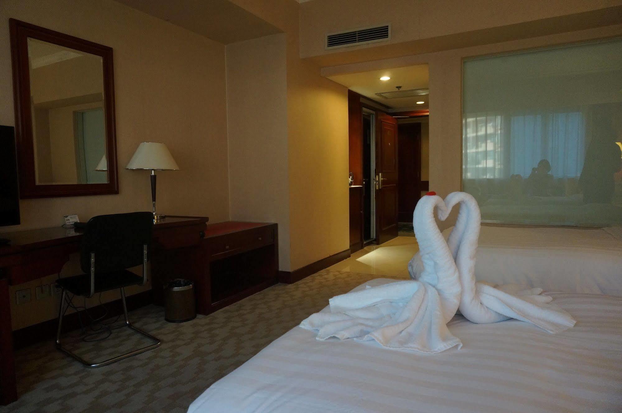 Hotel Luxemon Pudong Shanghai