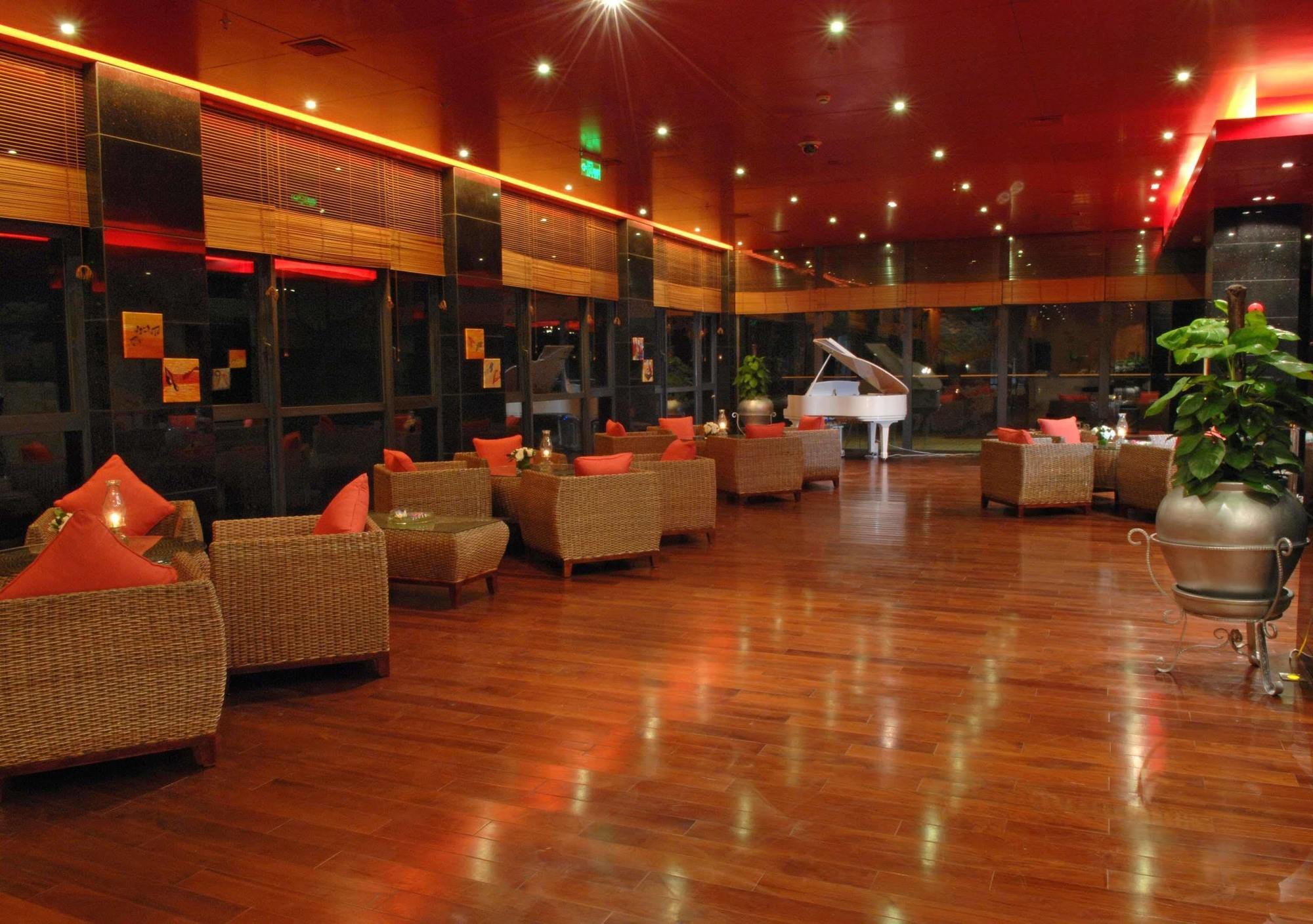 Hotel Gloria Plaza Kangqiao Shanghái