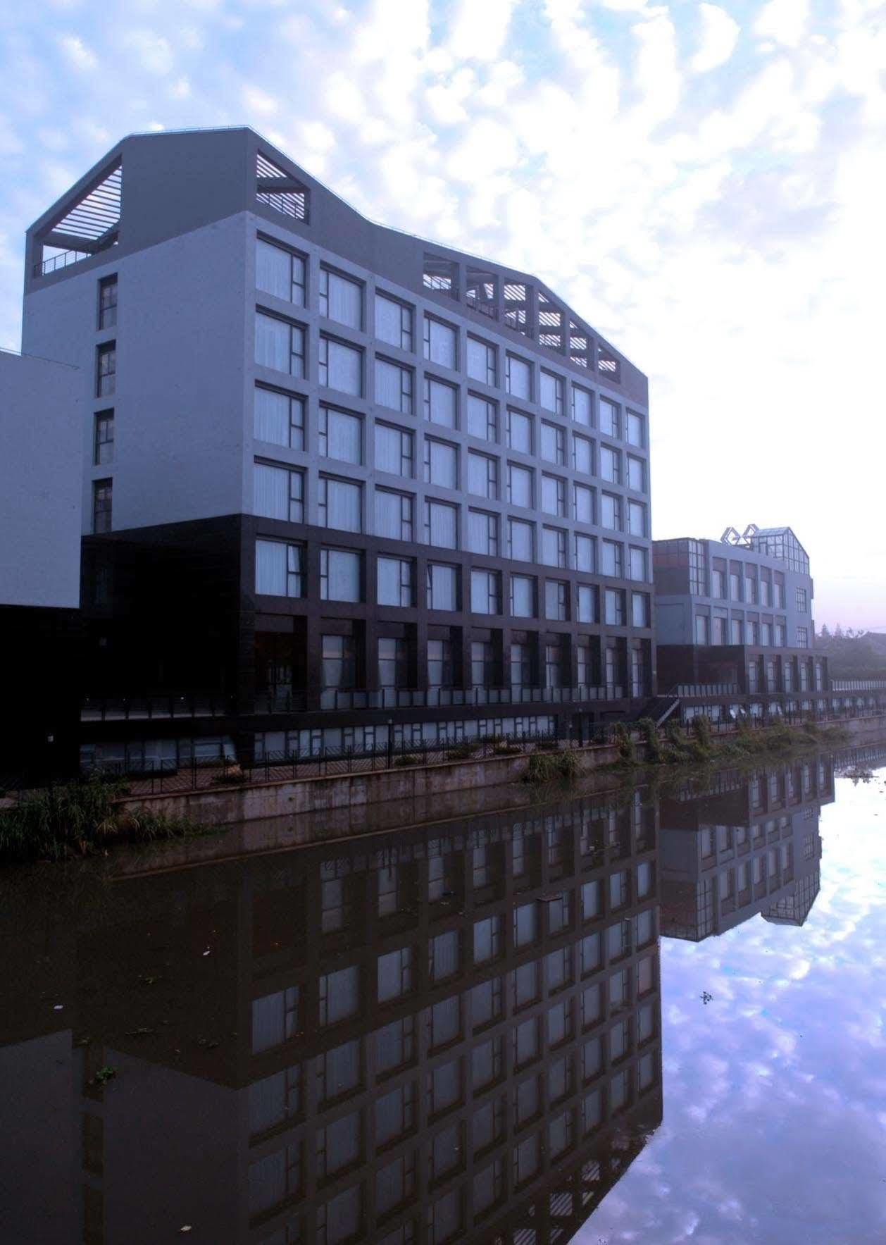 Gloria Plaza Kangqiao 3* Shanghái