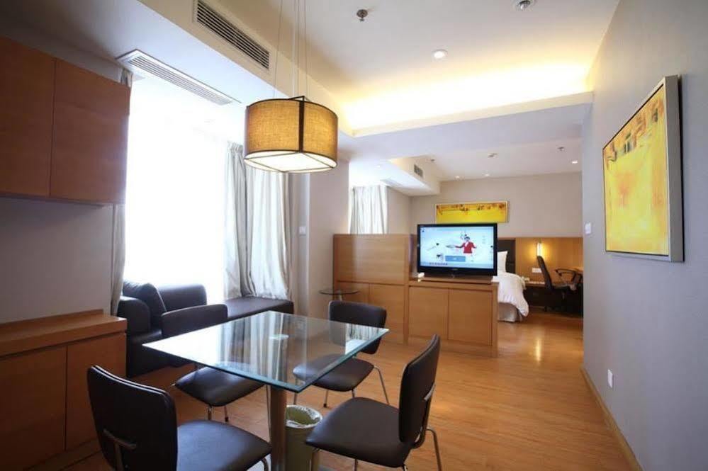 Hotel Ji Jingan Temple Kangding Road 4*