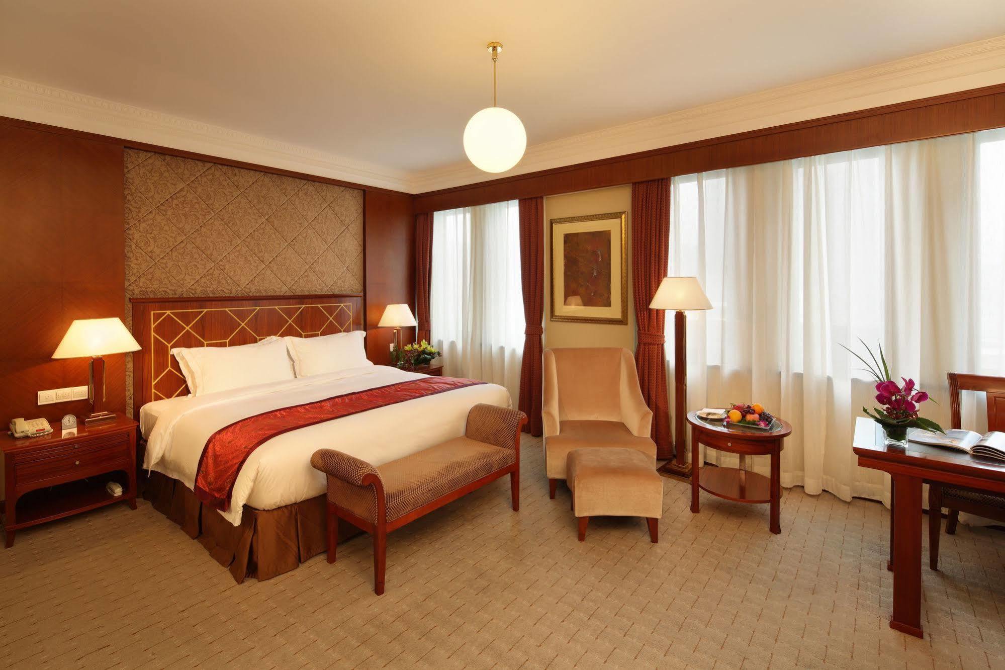 Jin Jiang Park 4*