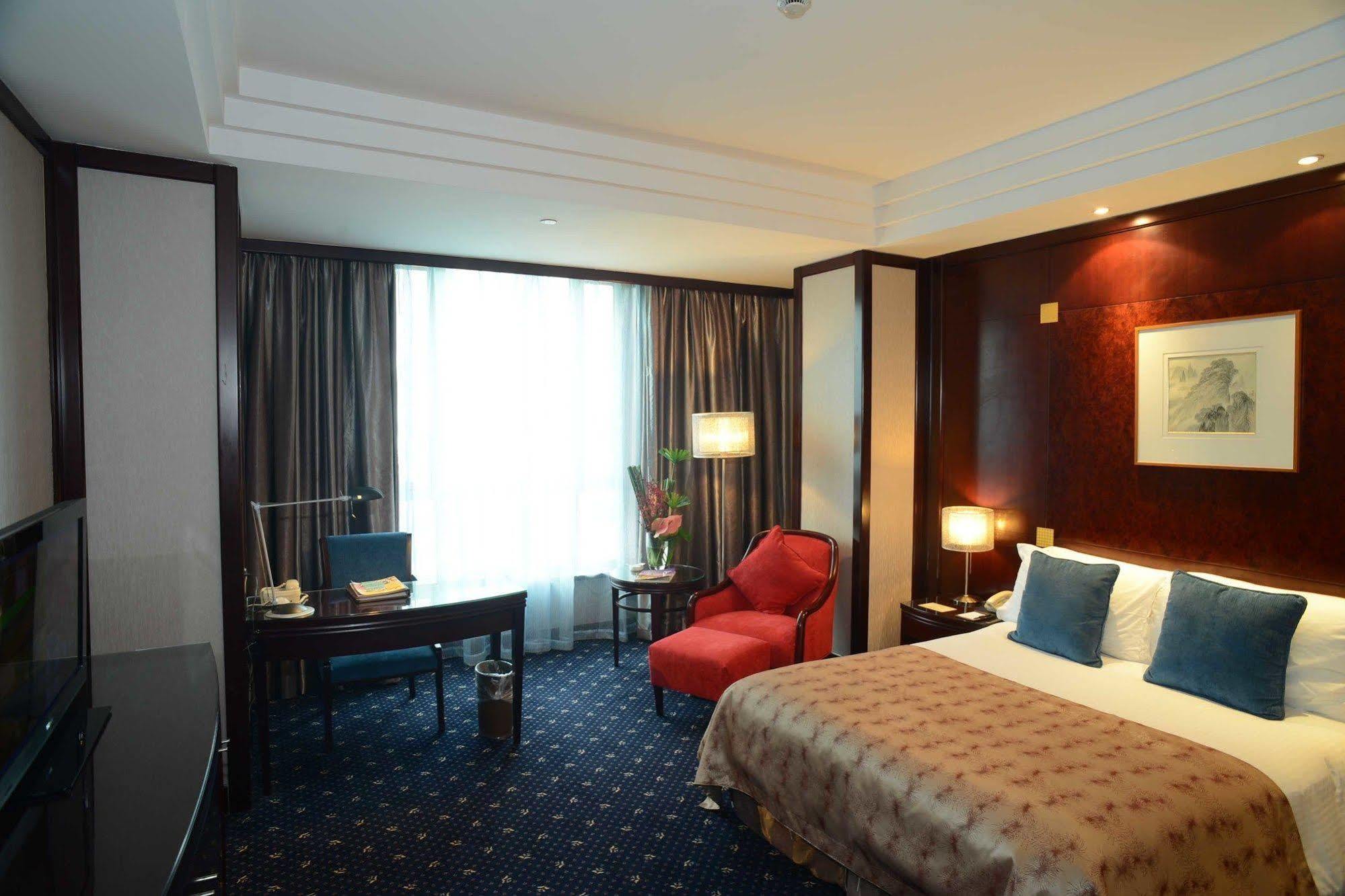 Pod The Bund Guangdong Road Hotel 4*