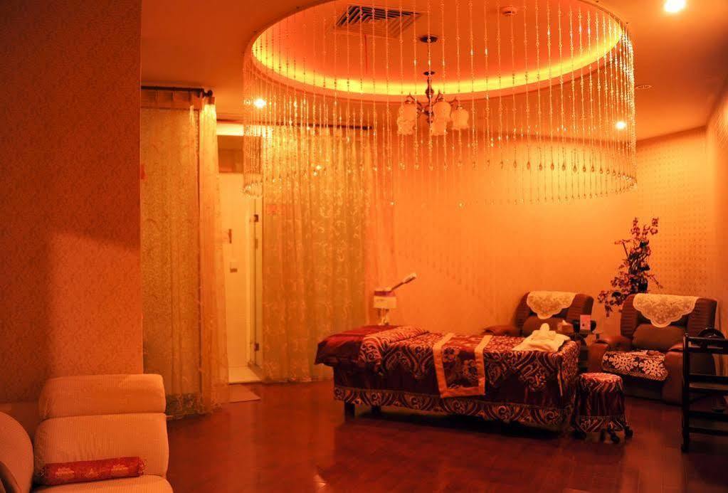 Hotel Shahai International