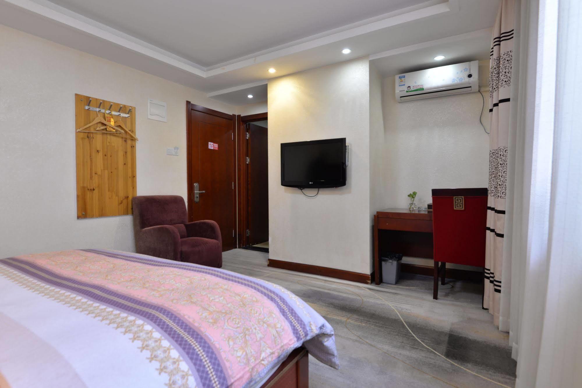 Irene Boutique - Jinshu Shop Hotel Shanghai