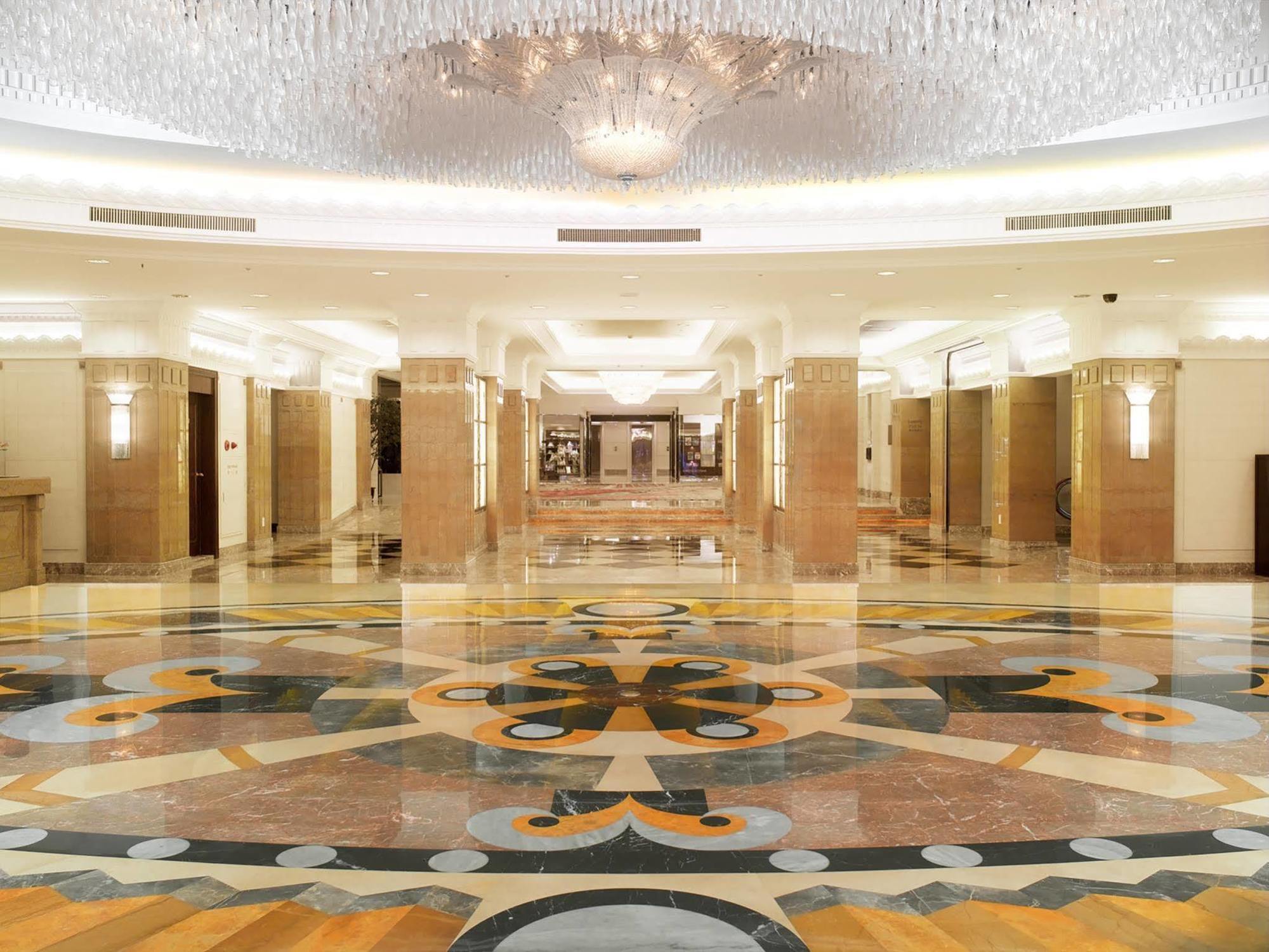 Okura Garden Khách sạn 5*