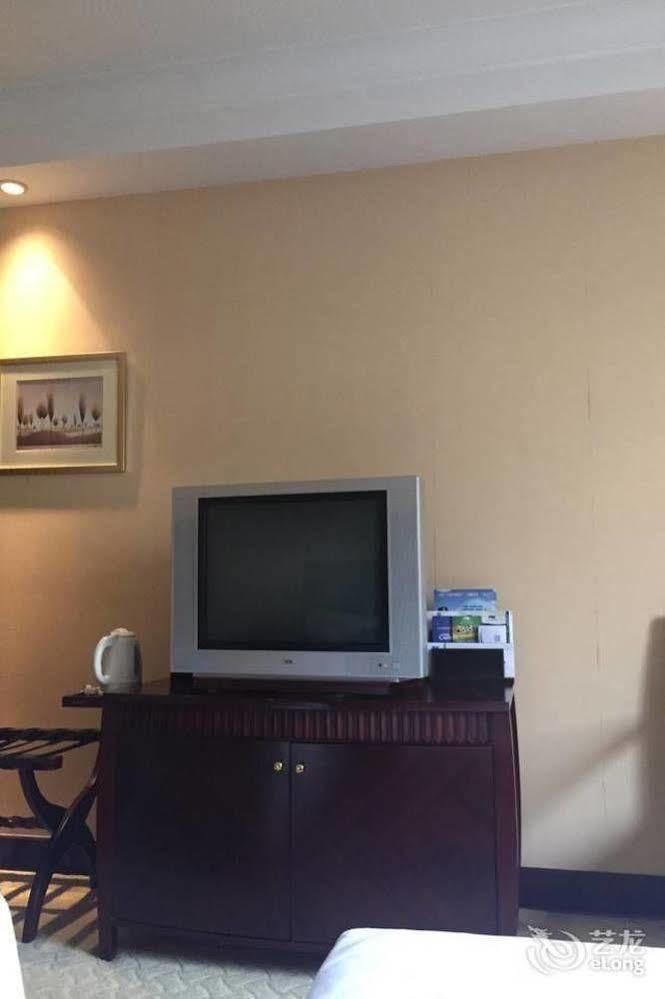 Hotel Blue Horizon Royal Parklane International