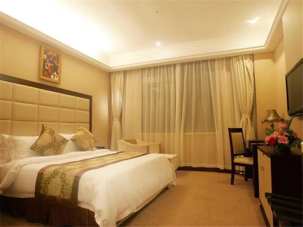 Hotel Hong Jin International - Pudong Airport