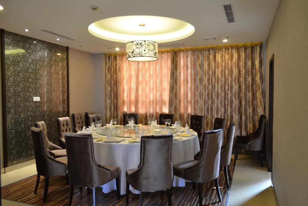 Jingyue Hotel 3*