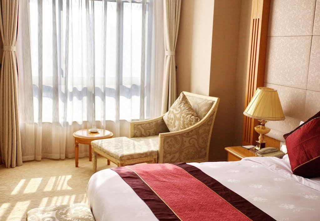 Riverview 4*