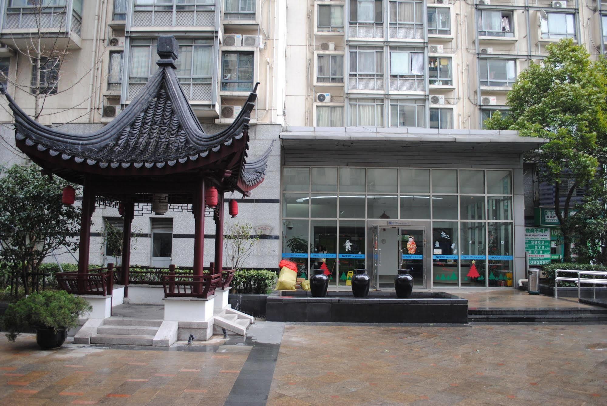 Apartment Saintland Serviced