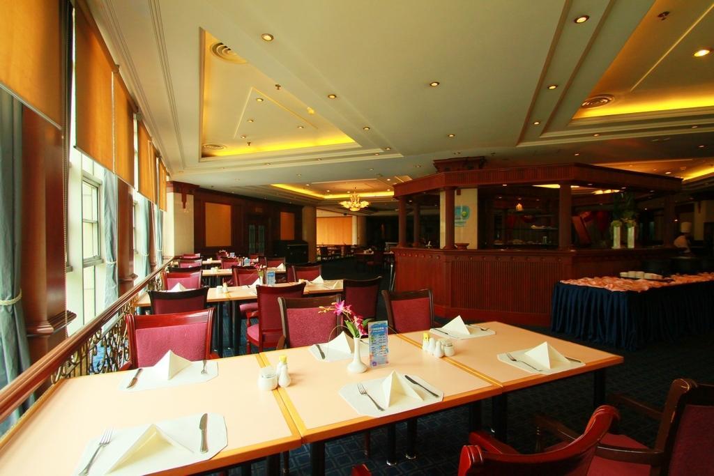 Best Western New Century 4*