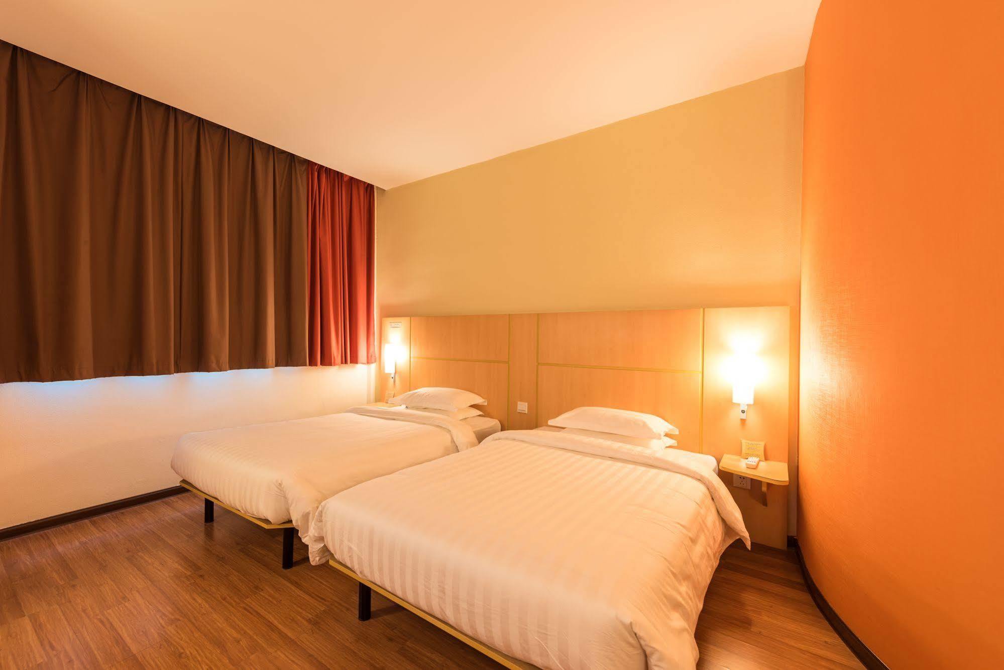 Ibis Xujiahui