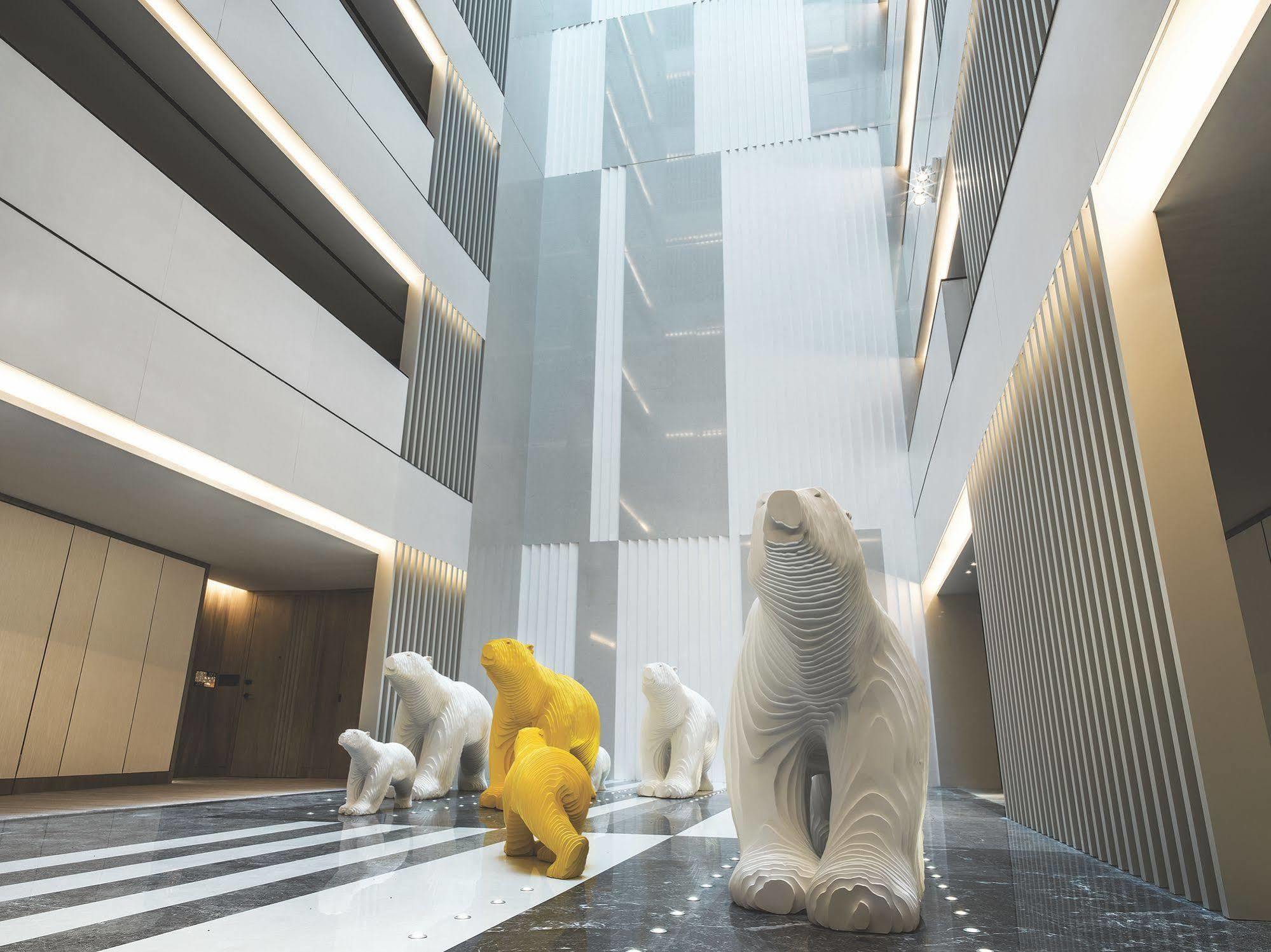 Hotel Cordis Hongqiao 5*