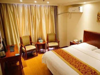 Greentree Songjiang Wanda Plaza Rongmei Road Express Shanghai