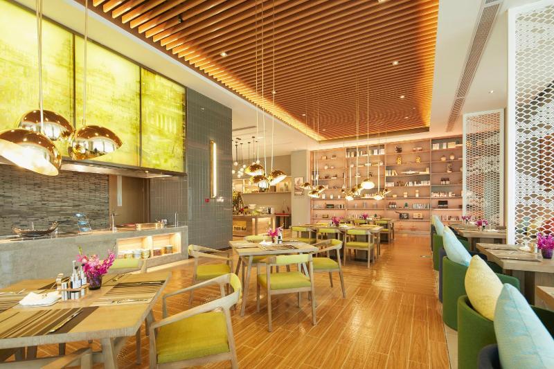 Hotel New Century Manju Wanda Plaza Minhang 4*
