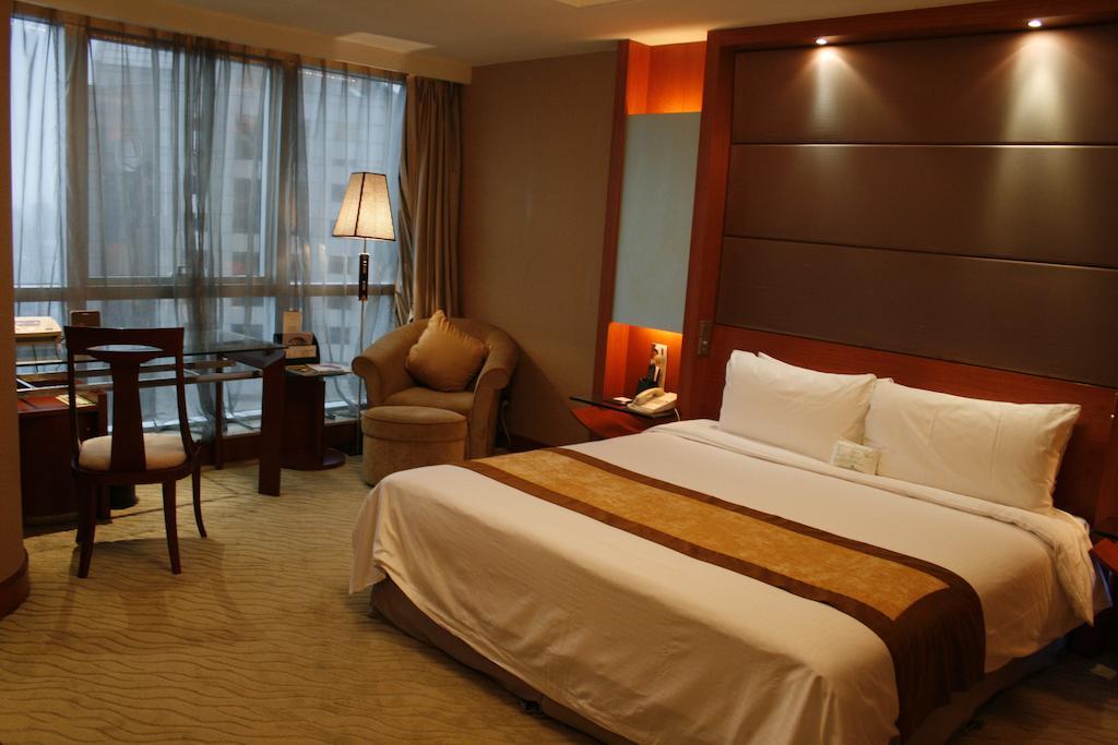 Hotel Supreme Tower